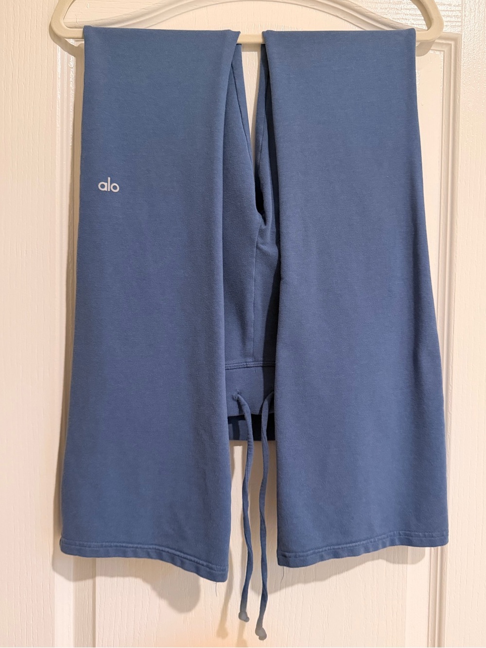Alo pants - Picture 2 of 2